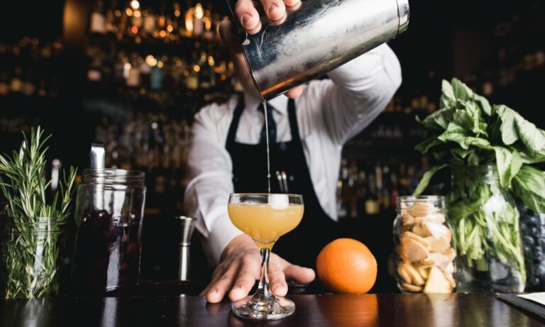 Mixology 101: Crafting Signature Cocktails at Home